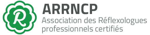 Logo de l'ARRNCPC, Association des Réflexologues professionnels certifiés, avec un motif de fleur verte et le texte dans des polices stylisées.
